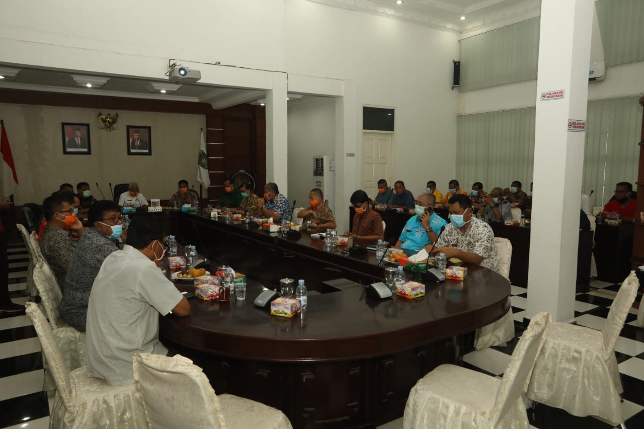 Rapat penetapan status darurat Corona di Asahan.