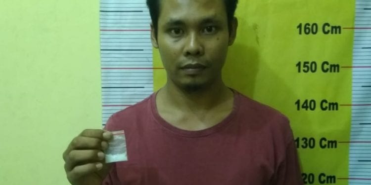 Tersangka penjual sabu yang diringkus polisi