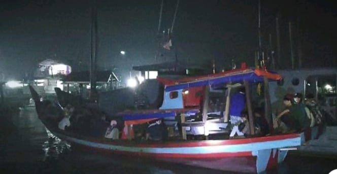 Kapal pengangkut TKI ilegal dari Malaysia yang diamankan Lanal Tanjungbalai-Asahan.