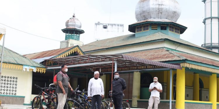 Wali Kota Tanjungbalai saat meninjau lokasi MTQ.
Foto/teks: ignatius siagian