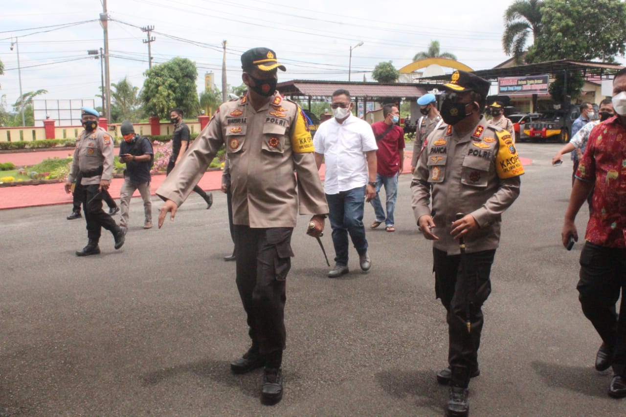 Kapoldasu saat berkunjung ke Polres Asahan