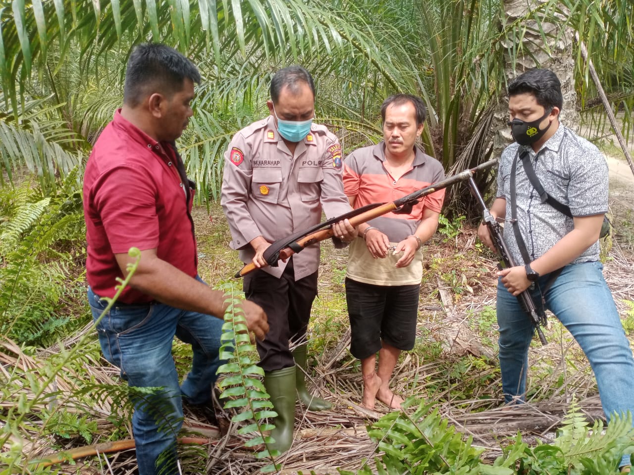 Tersangka pelaku penembakan saat diringkus polisi