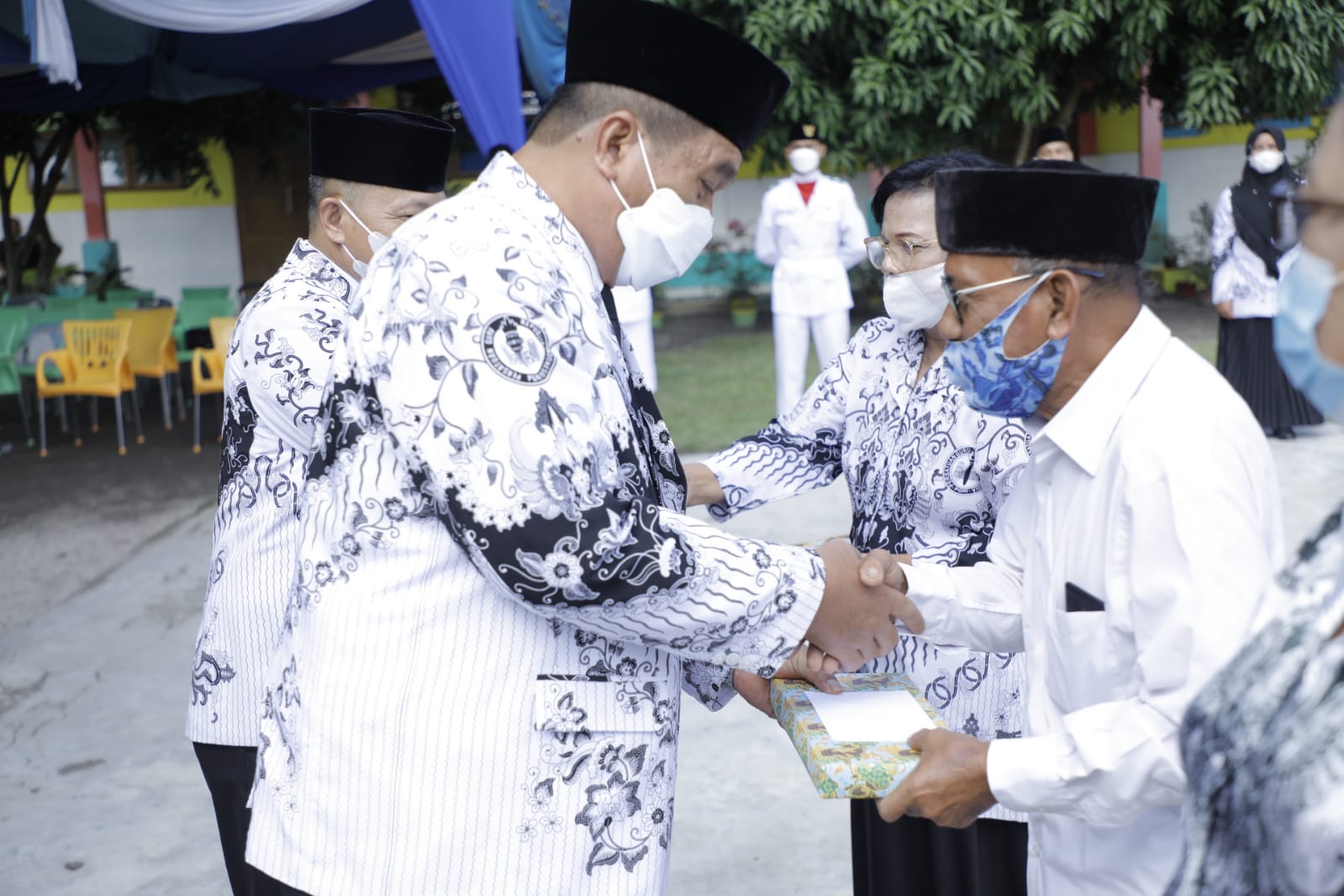 15 Anak Yatim dan 18 Guru Terima Santunan dan Penali Kasih dari Wabup Asahan