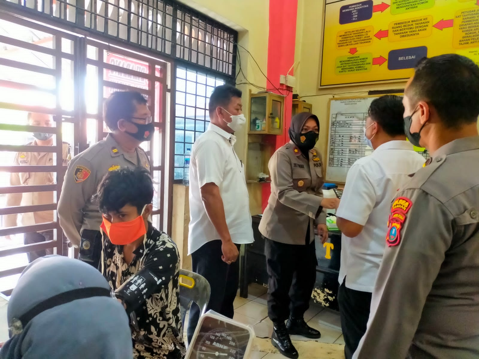 Bekerjasama dengan Dinkes, Polres Asahan Vaksin 33 Tahanan