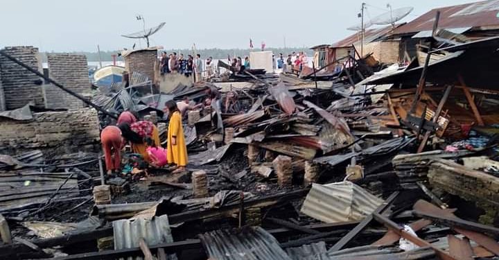 Lagi Sahur, 55 Unit Rumah di Sei Apung TerbakarLagi Sahur, 55 Unit Rumah di Sei Apung Terbakar