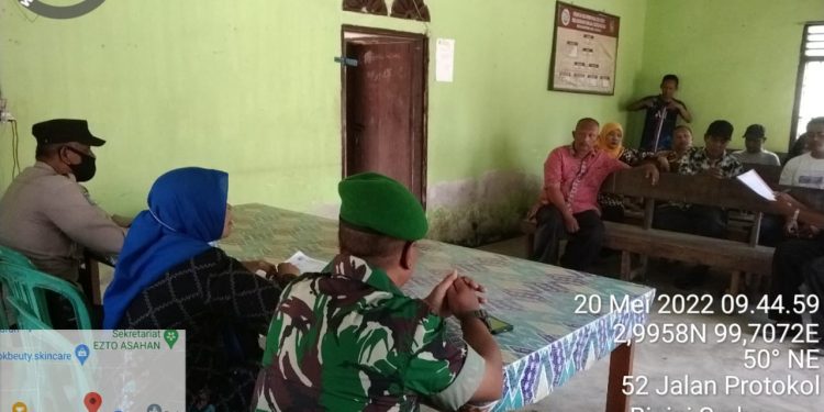 Bhabinkamtibmas Polsek Air Joman Hadiri Rakor Pemerintahan di Kelurahan Binjai Serbangan