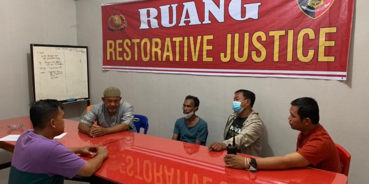 Satreskrim Polres Tanjungbalai Selesaikan Kasus Tindak Pidana Penganiayaan dengan Restoratif Justice 