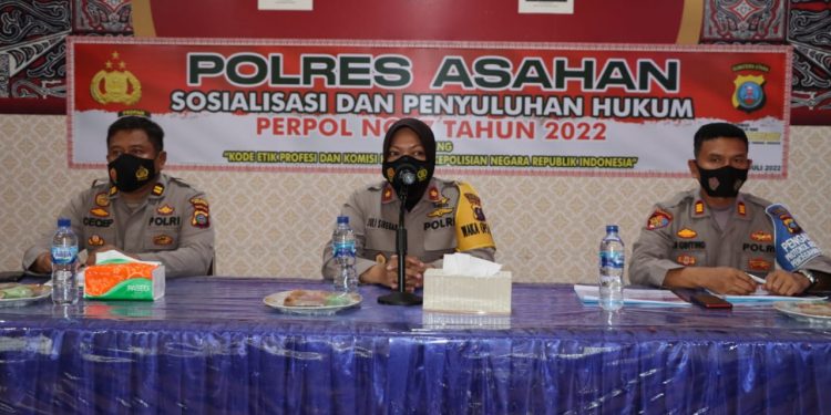 Personel Polres Asahan Lakukan Sosialisasi dan Penyuluhan Hukum Tentang Perpol No 7 Tahun 2022