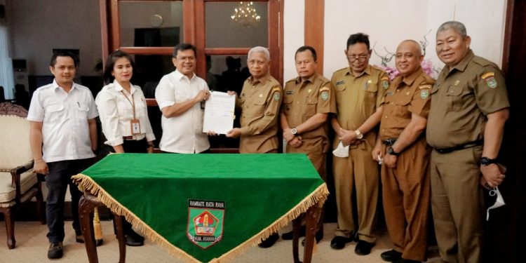 Bupati Asahan Janji Akan Merawat Rusunawa dan SPAM IKK yang Diserahkan Kementerian PUPR