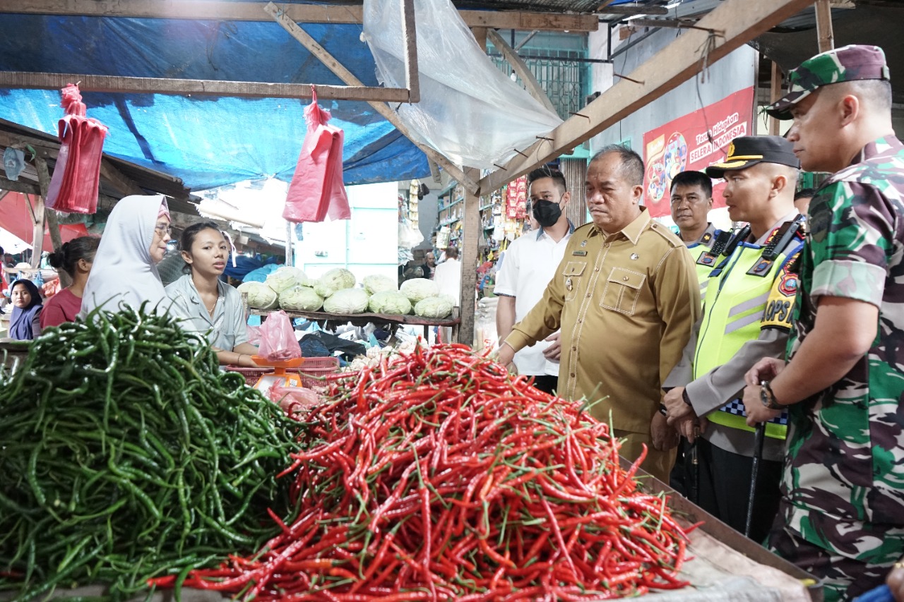 Lakukan Sidak, Wakil Bupati Asahan:  Stok Aman, Harga Sejumlah Sembako Naik