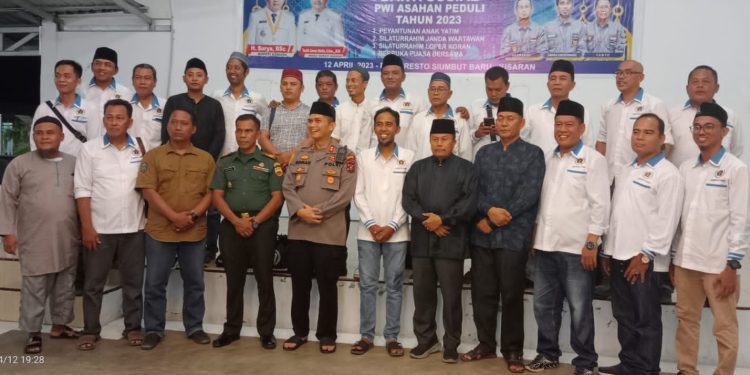 PWI Asahan Santuni Anak Yatim