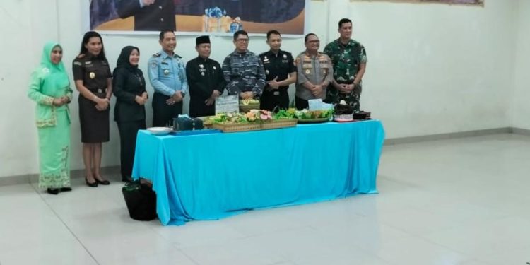 Hadiri HUT ke 48 Kakan Imigrasi, Walikota Tanjungbalai dan Forkopimda Berikan Hadiah 