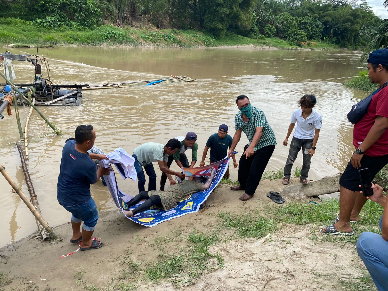 Mayat Wanita Ditemukan Mengapung di Sungai Asahan