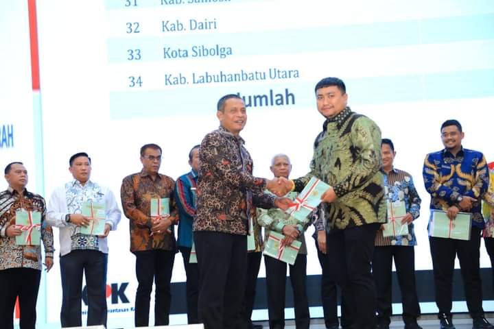 Bupati Labura, Hendriyanto Sitorus, menghadiri Roadshow Bus KPK 2023 Provinsi Sumatera Utara, Kamis (26/10/2023), di auditorium Provinsi Sumatera Utara, Pekan Raya Sumatera Utara (PRSU).