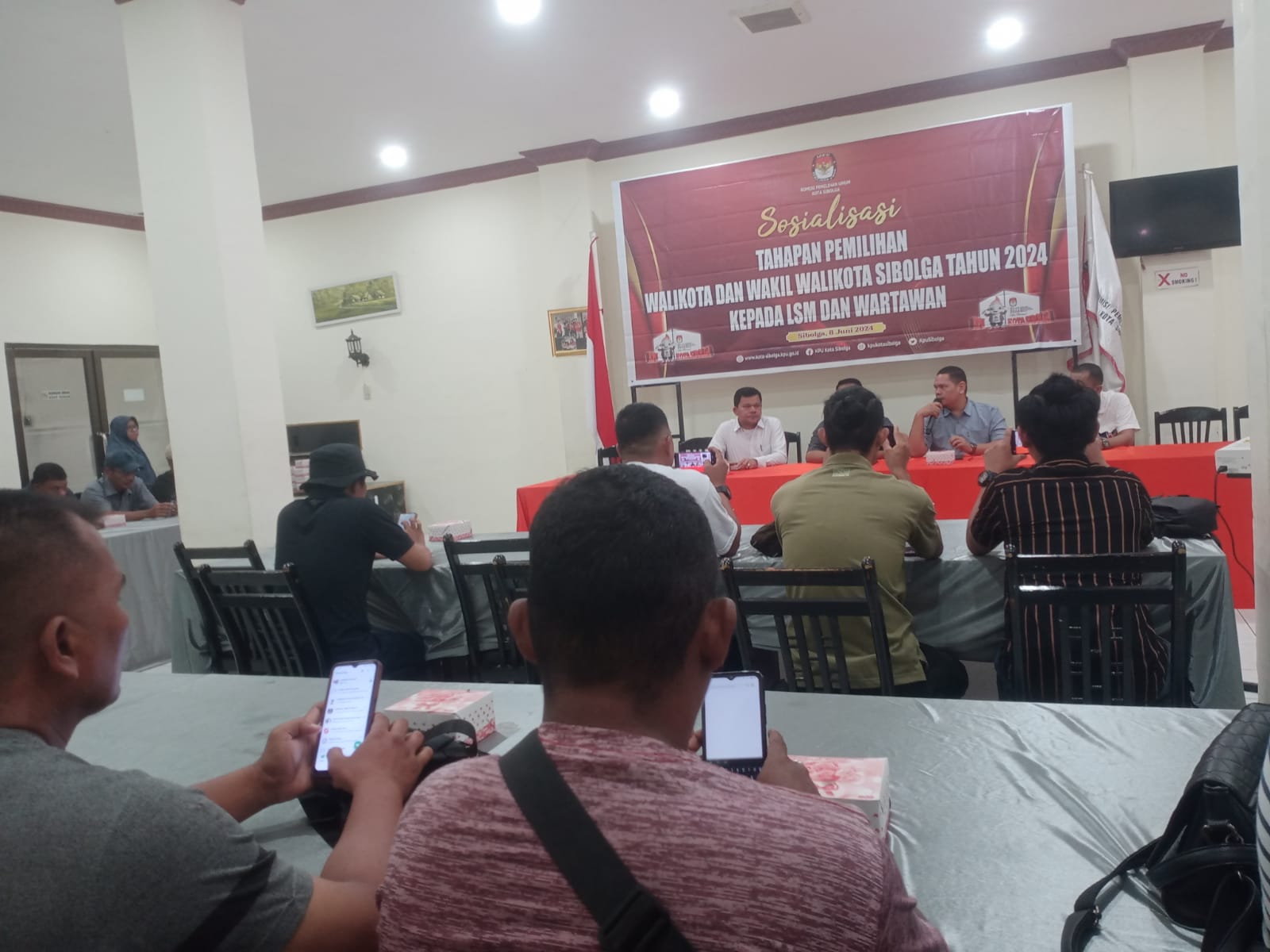 KPU Sibolga Sosialisasikan Tahapan Pilkada Tahun 2024 | TaslabNews.com ...