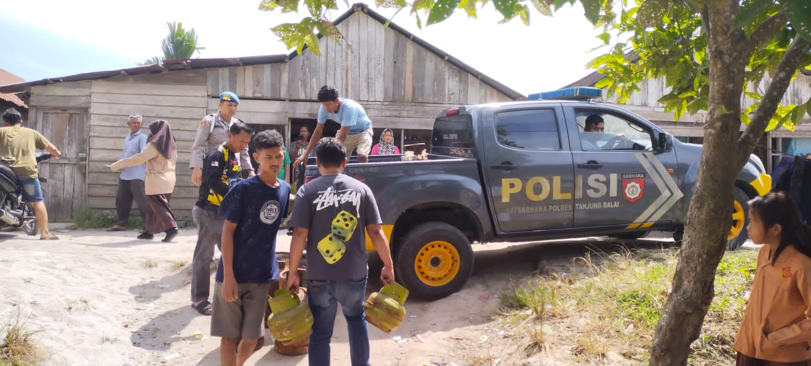 Polres Tanjungbalai Grebek Usaha Pengoplos Gas Subsidi