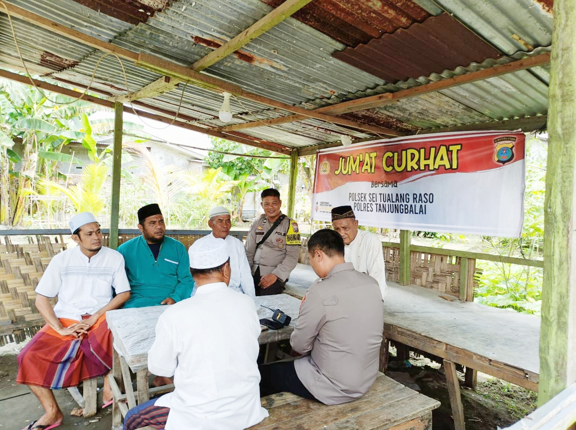 Polsek Sei Tualang Raso Himbau Warga Jaga Keamanan Lingkungan