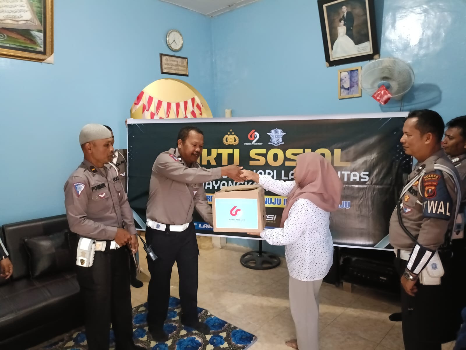 Sat Lantas Polres Tanjungbalai Jenguk Purnawirawan dan Personil Yang Sakit