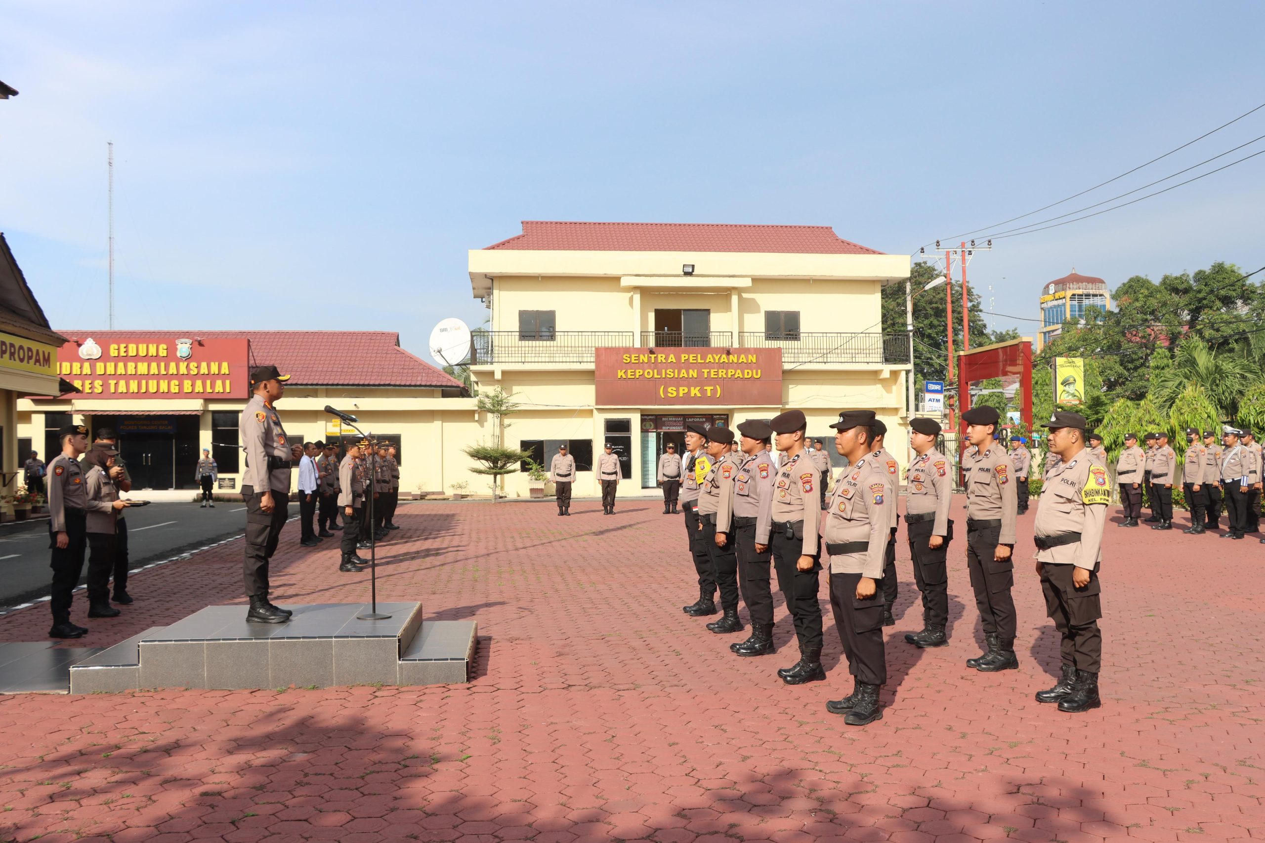 Polres Tanjungbalai Berikan Penghargaan ke Personil