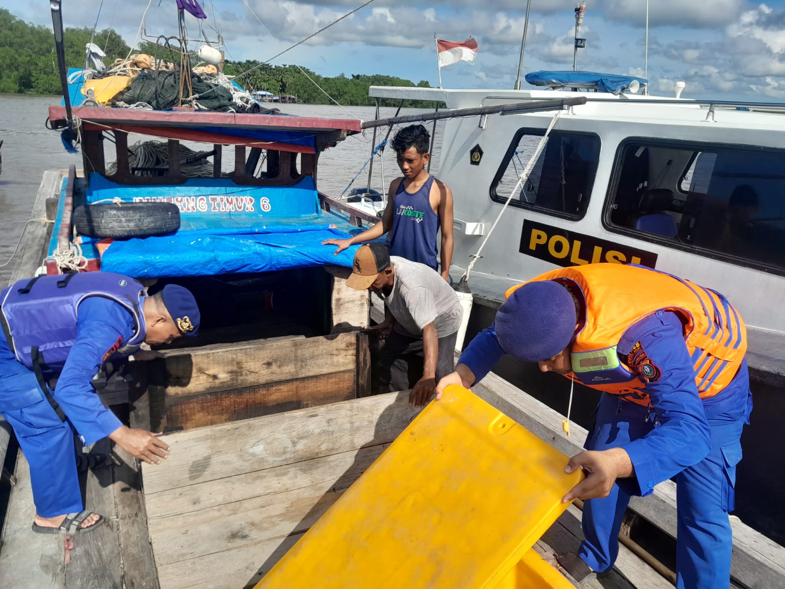 Satpol Airud Periksa Kapal Yang Keluar Masuk Perairan Tanjungbalai