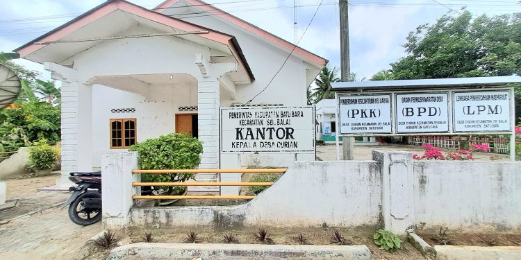 Kantor Kepala Desa Durian, Kecamatan Sei Balai, Kabupaten Batu Bara.