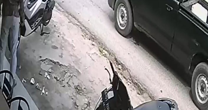 Ini Video Pengendara Sepedamotor Ditabrak Pengemudi Mobil di Asahan