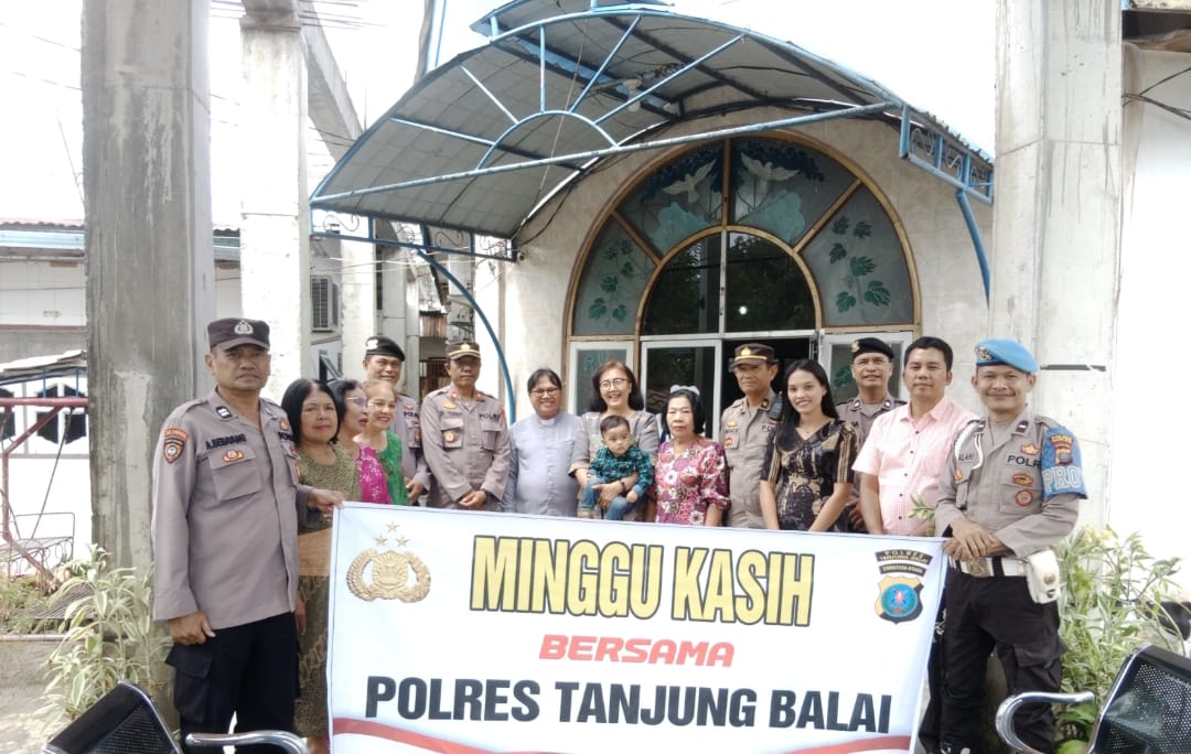 Personel Polres Tanjungbalai Sampaikan Pesan Kamtibmas ke Warga