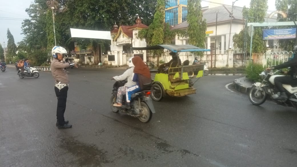 Satlantas Polres Tanjungbalai Atur Lalulintas Agar Tak Macet