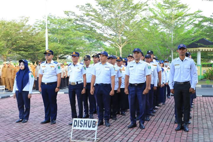 ASN Pemkab Labura mengikuti apel gabungan